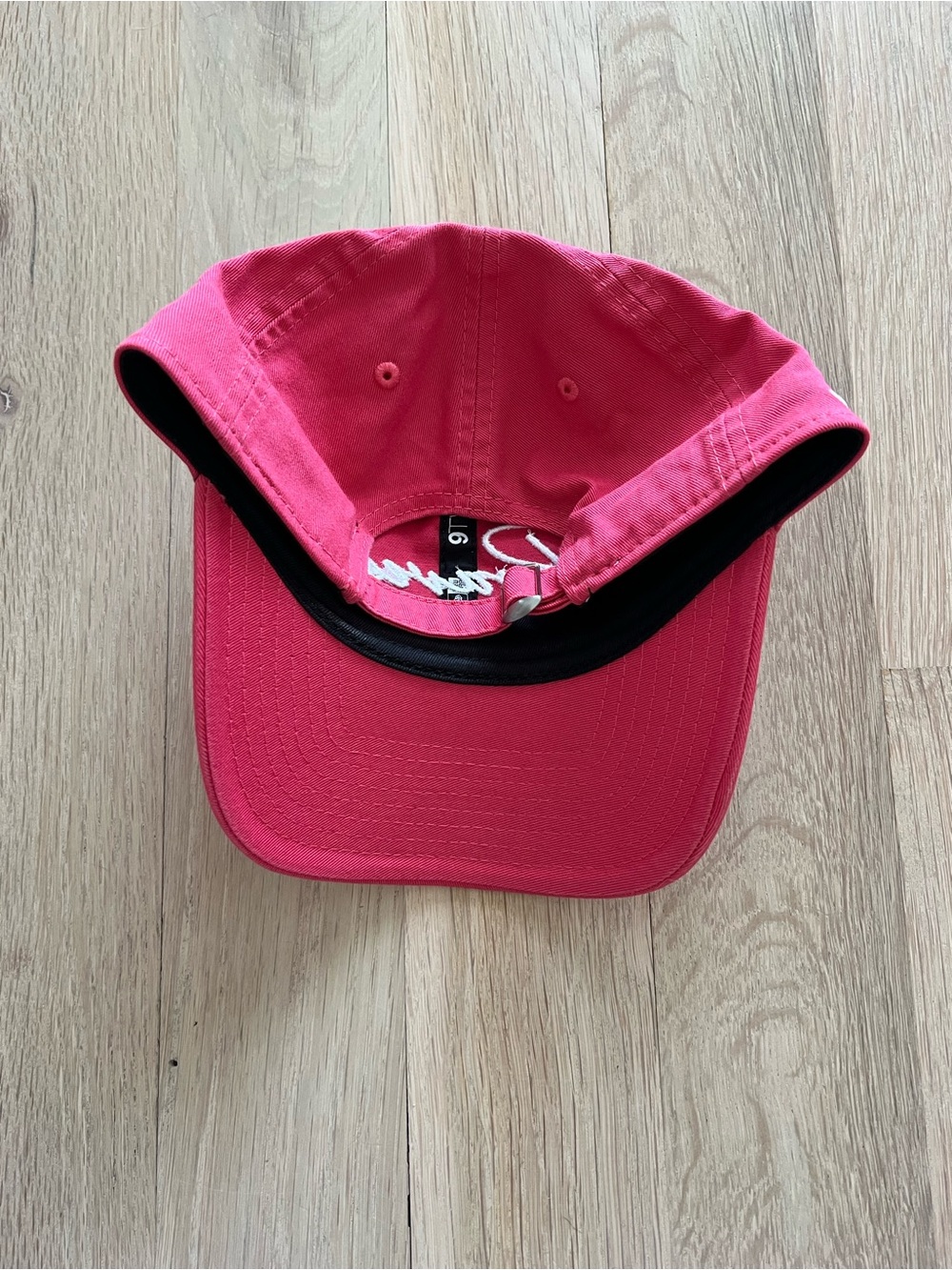 Braves Script Embroidered Baseball Cap - Red - Picture 3 of 4
